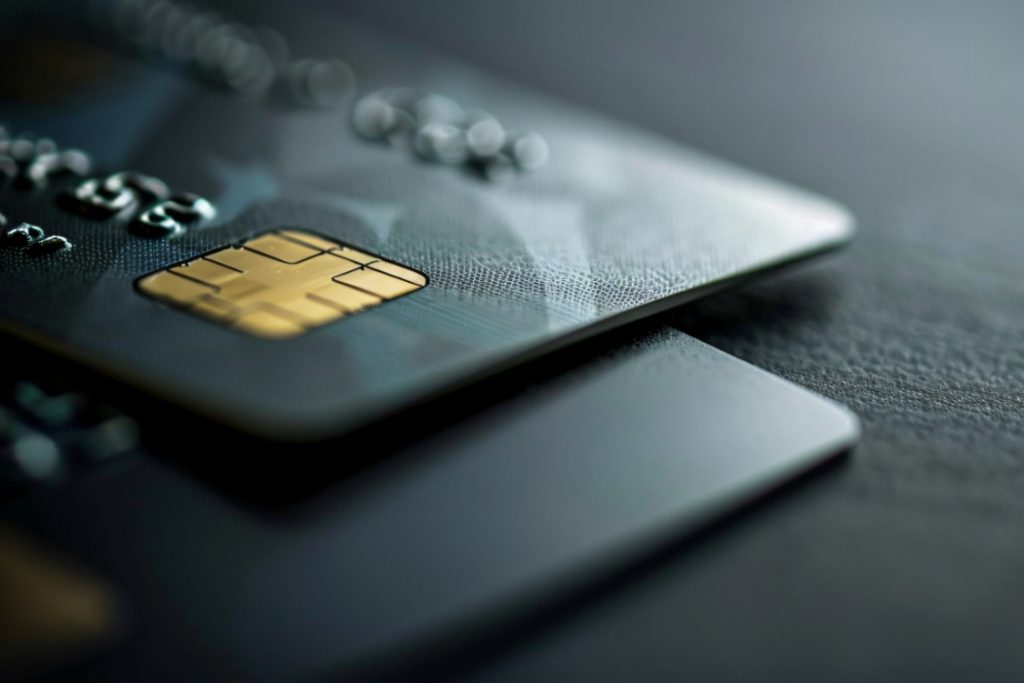 カーリース審査が厳しくなる理由|債務整理と信用情報の関係