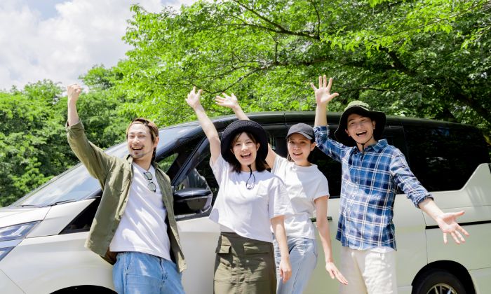 カーリースは大学生におすすめ！メリットや注意点、レンタカー・中古車購入との比較を解説