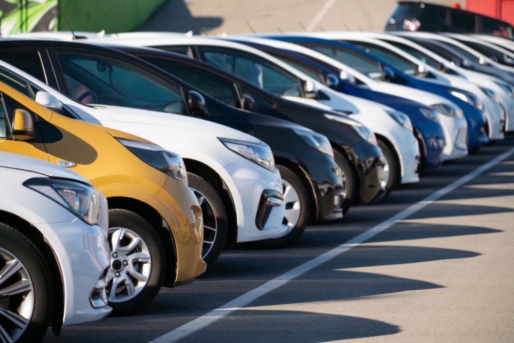 手取り15万円の不安を解消する車の持ち方