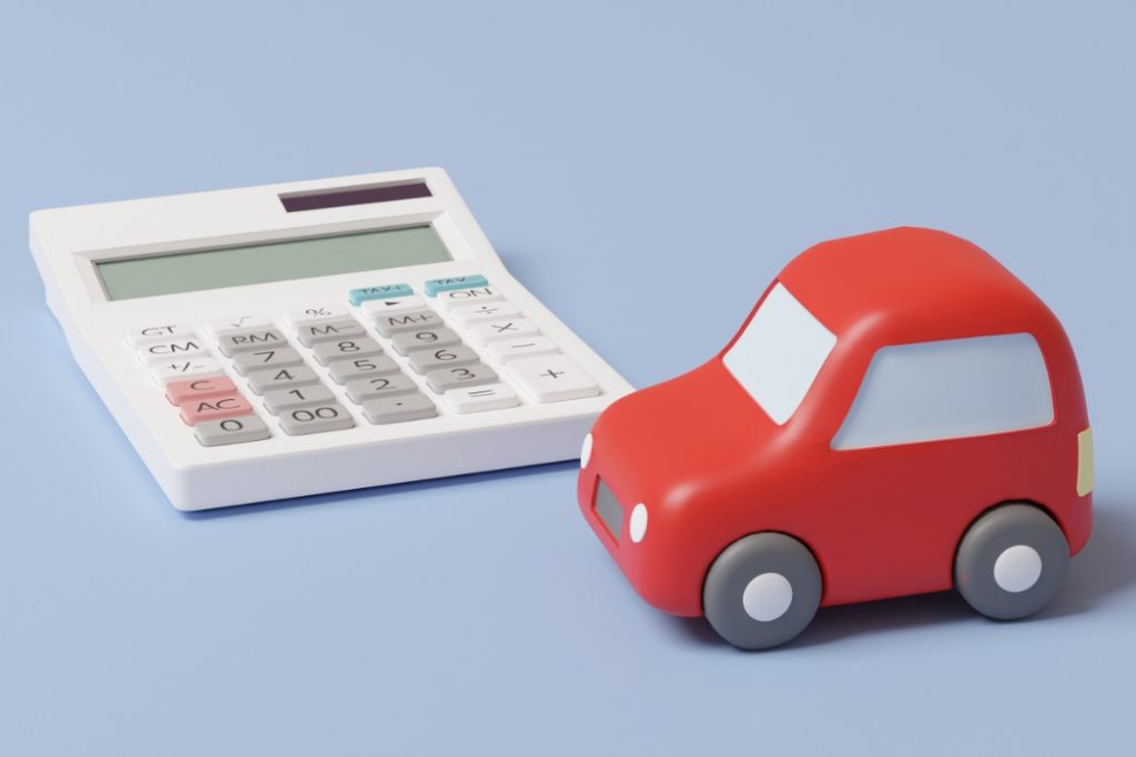 車の維持費は月々いくらかかる?