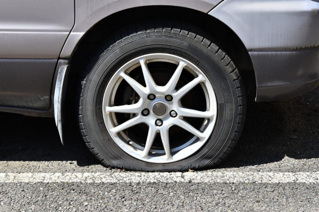 タイヤのパンク修理はどうなる?