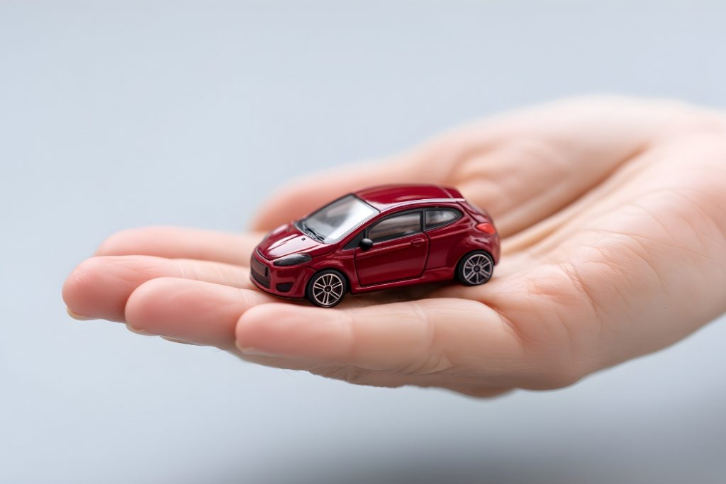 現金一括購入と自動車ローンはどちらを選ぶべき?