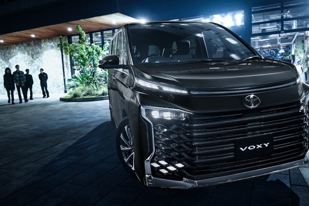 トヨタ ヴォクシー