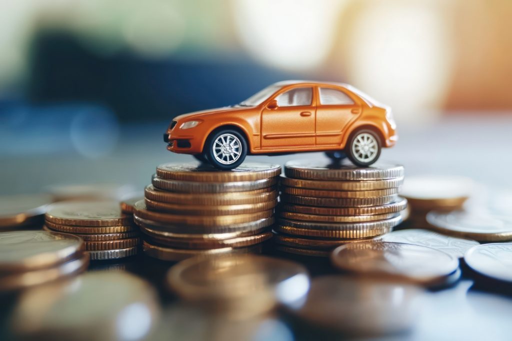 2年間の総額はいくら？カーリースと購入を比較【費用シミュレーション】