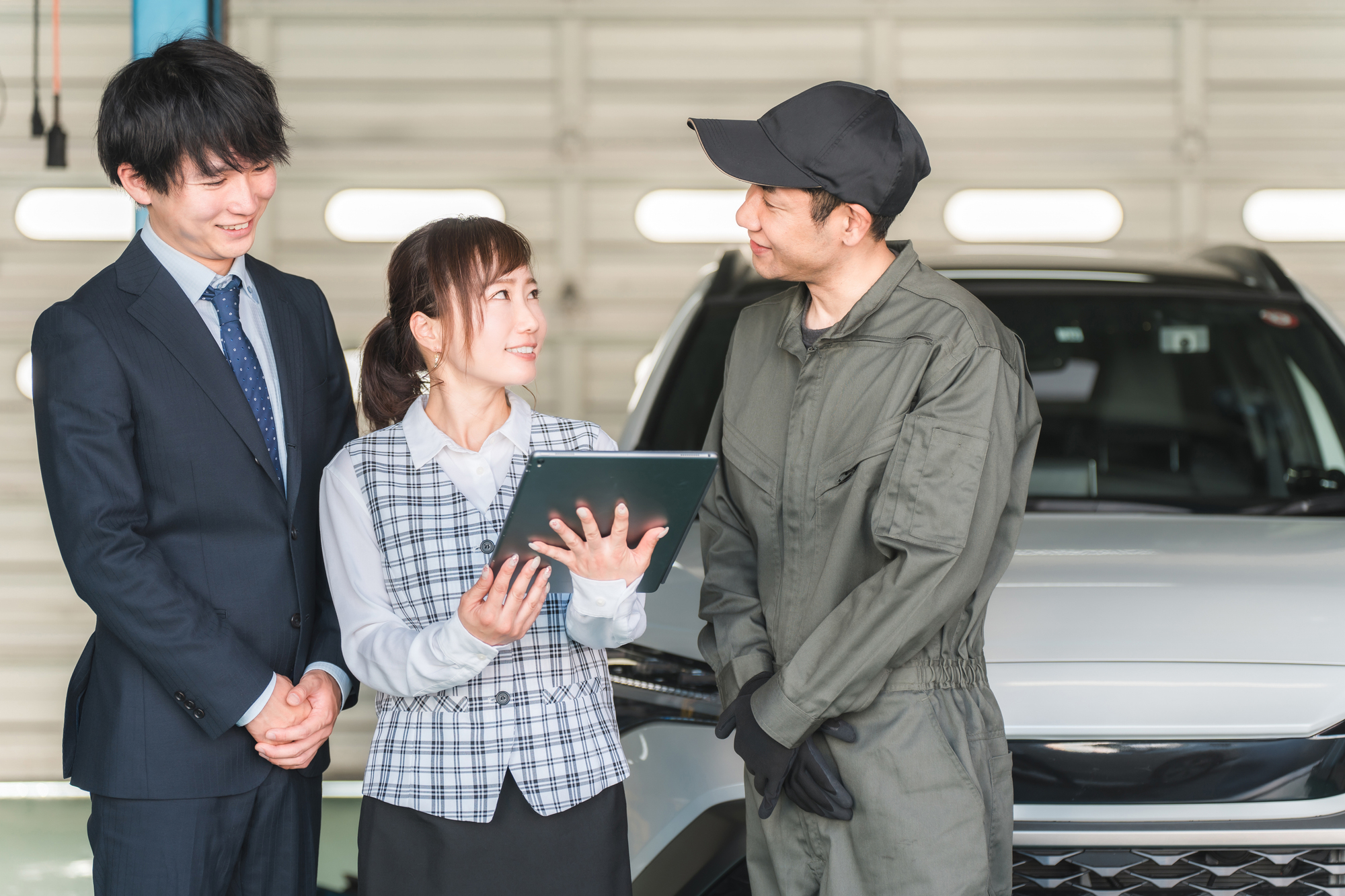 「車検代込み」の内訳!法定費用と整備費用の違い